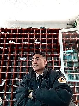 CrIs1dtian3 online show from March 10, 5:41 pm