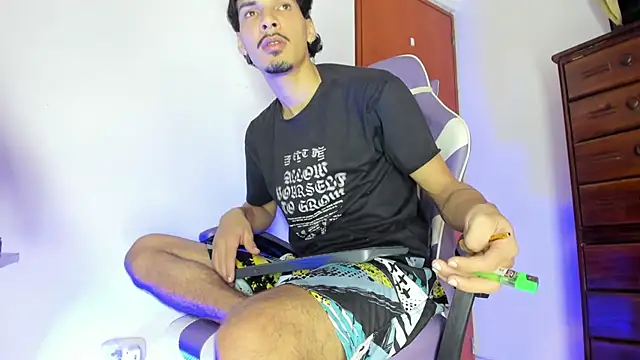 Yankees xxx online show from April 21, 3:18 pm