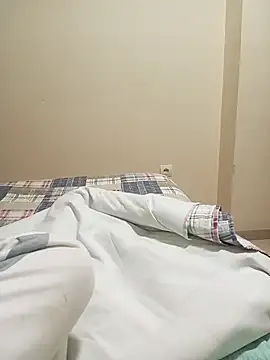 Roberrr69 online show from January 13, 12:48 am