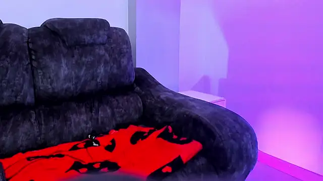 Alexander Collinss online show from February 22, 6:37 am