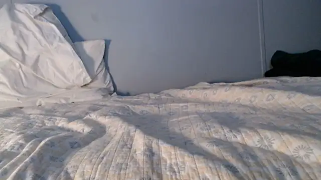 FreakyCPL420326 online show from April 13, 8:04 am