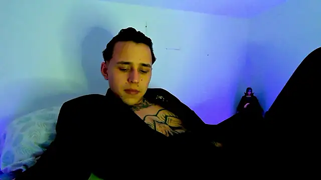 COLOMBIAN20CM online show from March 14, 12:06 am