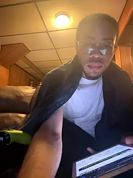 givemeabreak34 online show from January 15, 11:18 pm