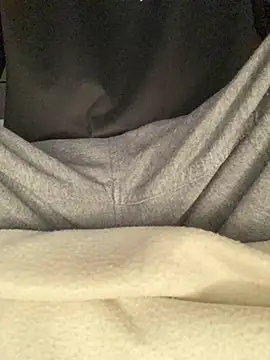 givemeabreak34 online show from April 12, 6:53 pm