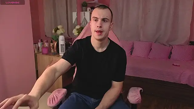 Kris Braun online show from March 8, 11:47 am