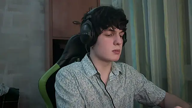 DenBunnyy online show from February 4, 5:52 pm