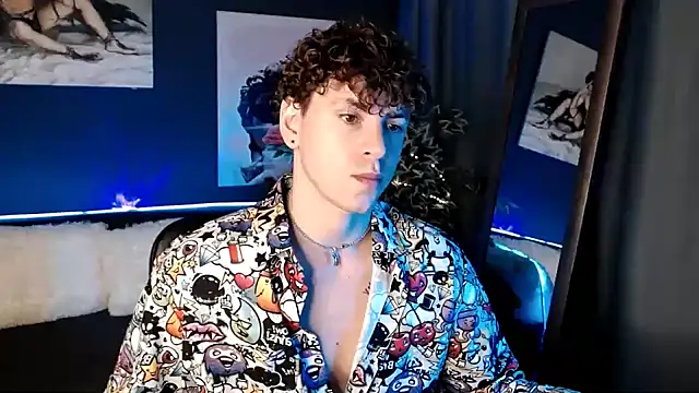 TylerGibson online show from July 8, 4:27 am