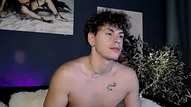 TylerGibson online show from July 31, 6:50 pm