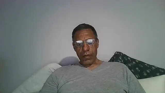 swimmer2496 online show from April 29, 8:08 am