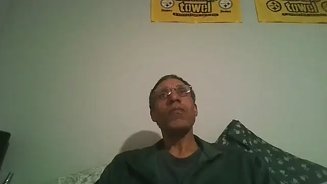 swimmer2496 online show from February 1, 2:54 am