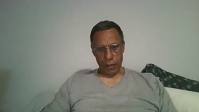 swimmer2496 online show from April 27, 2:19 am