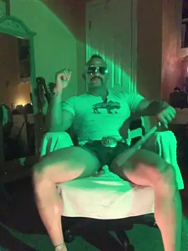 daddydonkey84 online show from April 23, 6:51 am