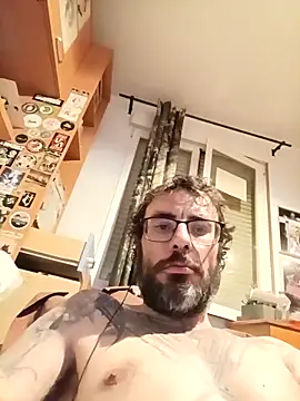 MrFumao online show from April 29, 2:05 am