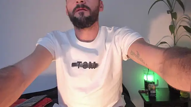 Erickpritz xh online show from April 19, 10:23 pm