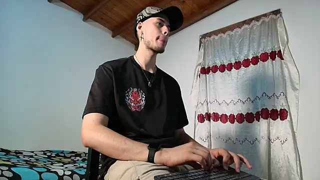 Vlad  night online show from May 22, 3:44 am