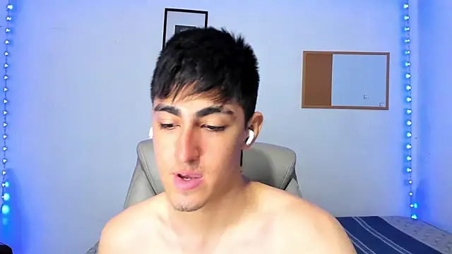 babyted272 online show from March 29, 12:27 pm