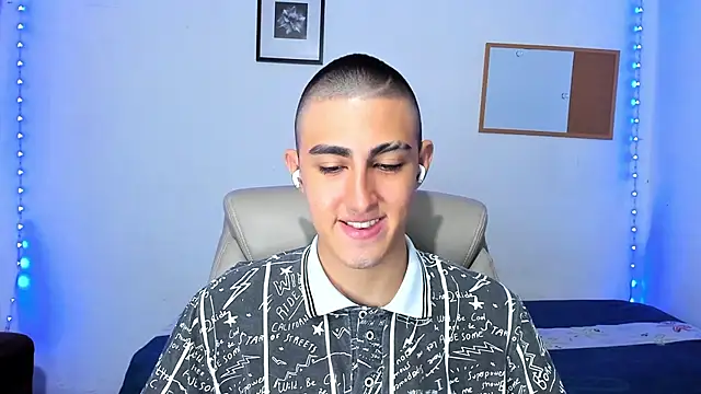 babyted272 online show from April 21, 5:46 am