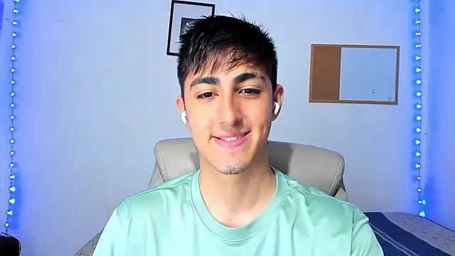 babyted272 online show from March 28, 12:27 pm