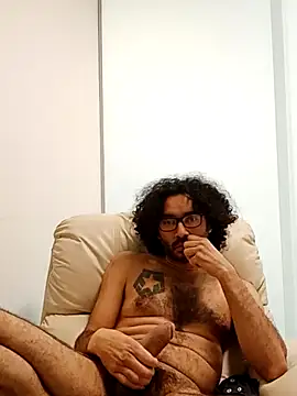 Batou1683 online show from March 6, 5:54 pm