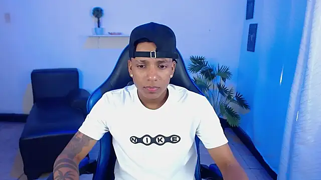 ostinn18 online show from March 4, 2:13 pm