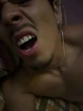 serranoandre online show from March 8, 3:43 am