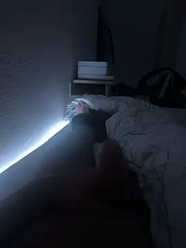 BIGDICK111000 online show from August 4, 10:58 pm