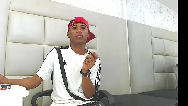 TonnyMarck online show from February 3, 9:03 am