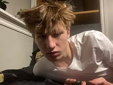 yourwhiteboy1 online show from March 9, 7:52 pm