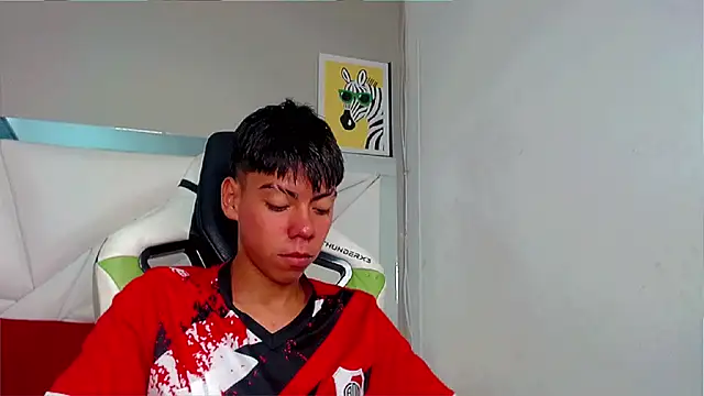 Liarr  online show from April 11, 8:23 pm