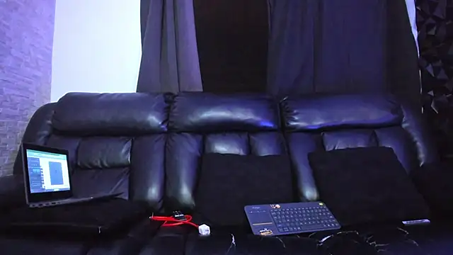 bastian bigcock online show from July 4, 2:25 am