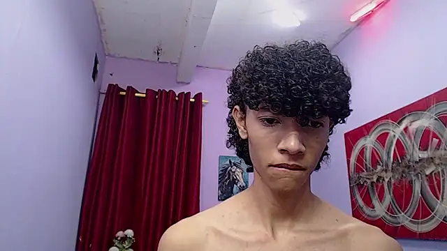 bigcock twinks online show from April 21, 7:31 pm