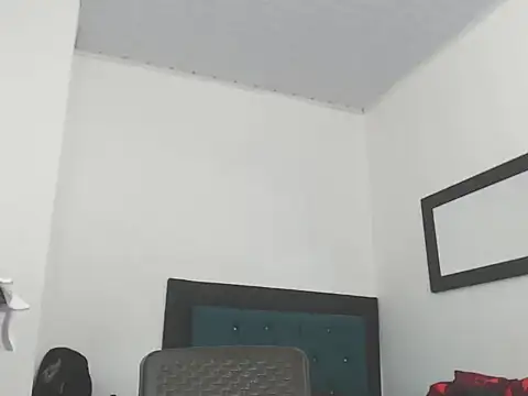 hotboyluxe online show from April 23, 7:24 am