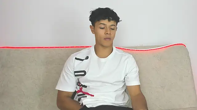  Alex Colton online show from March 16, 10:03 pm