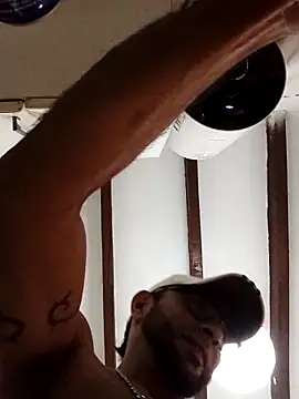 yoahotpetrafiery online show from February 10, 8:46 pm