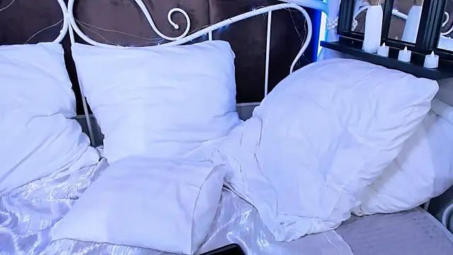 Emmit Barker online show from April 18, 7:07 pm