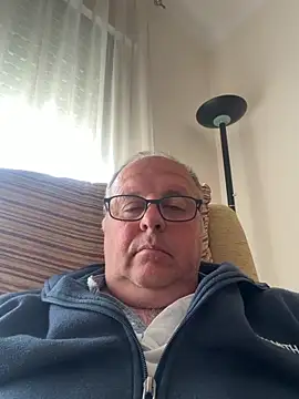 YachtCaptain10 online show from April 23, 10:09 am