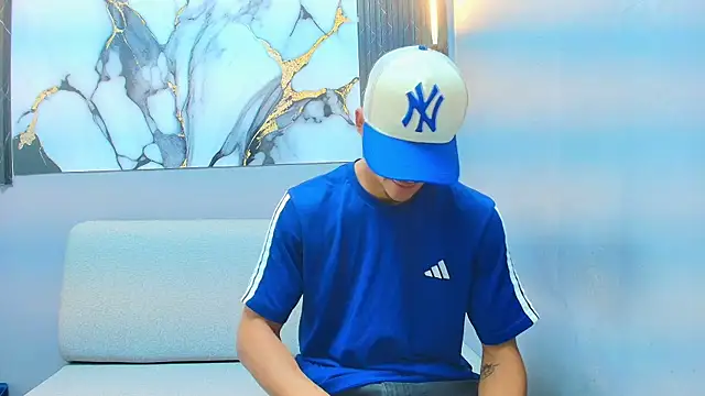 samuel wyatt online show from April 14, 12:38 pm