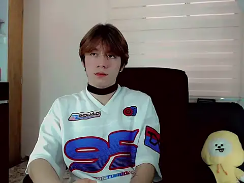 duvisex19 online show from March 26, 8:35 pm