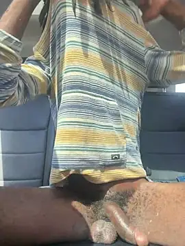 makemestayhard online show from April 18, 5:03 pm