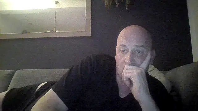 050MIRO online show from March 6, 10:07 pm