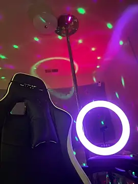 magic man1085 online show from April 23, 3:22 am