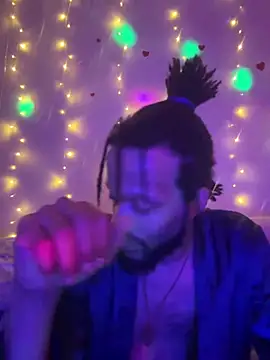 magic man1085 online show from April 21, 2:04 am