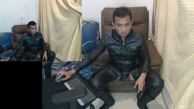 Leatherbdsm81 online show from June 8, 3:24 pm
