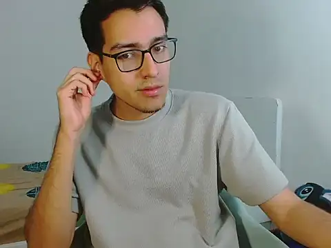 NickFin online show from April 25, 2:14 am