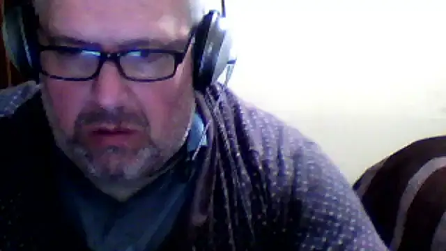 swichcassanesi online show from March 3, 9:21 pm