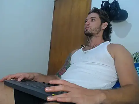 walnniel online show from February 3, 4:43 am