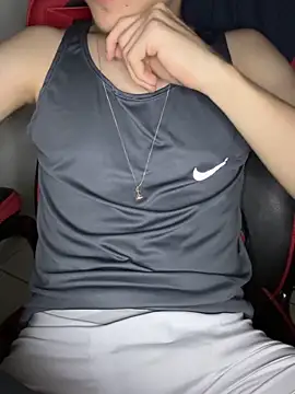 hungtwinkBR online show from February 14, 2:17 am