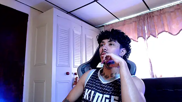 D3v1L88 online show from April 27, 7:19 pm