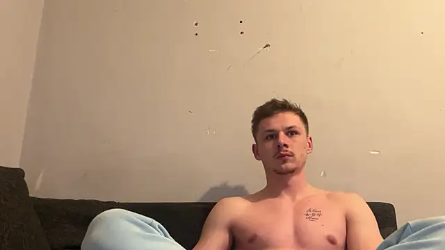 Lucas328706 online show from February 13, 11:32 pm