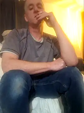 sexy hottie guy online show from April 21, 2:51 am